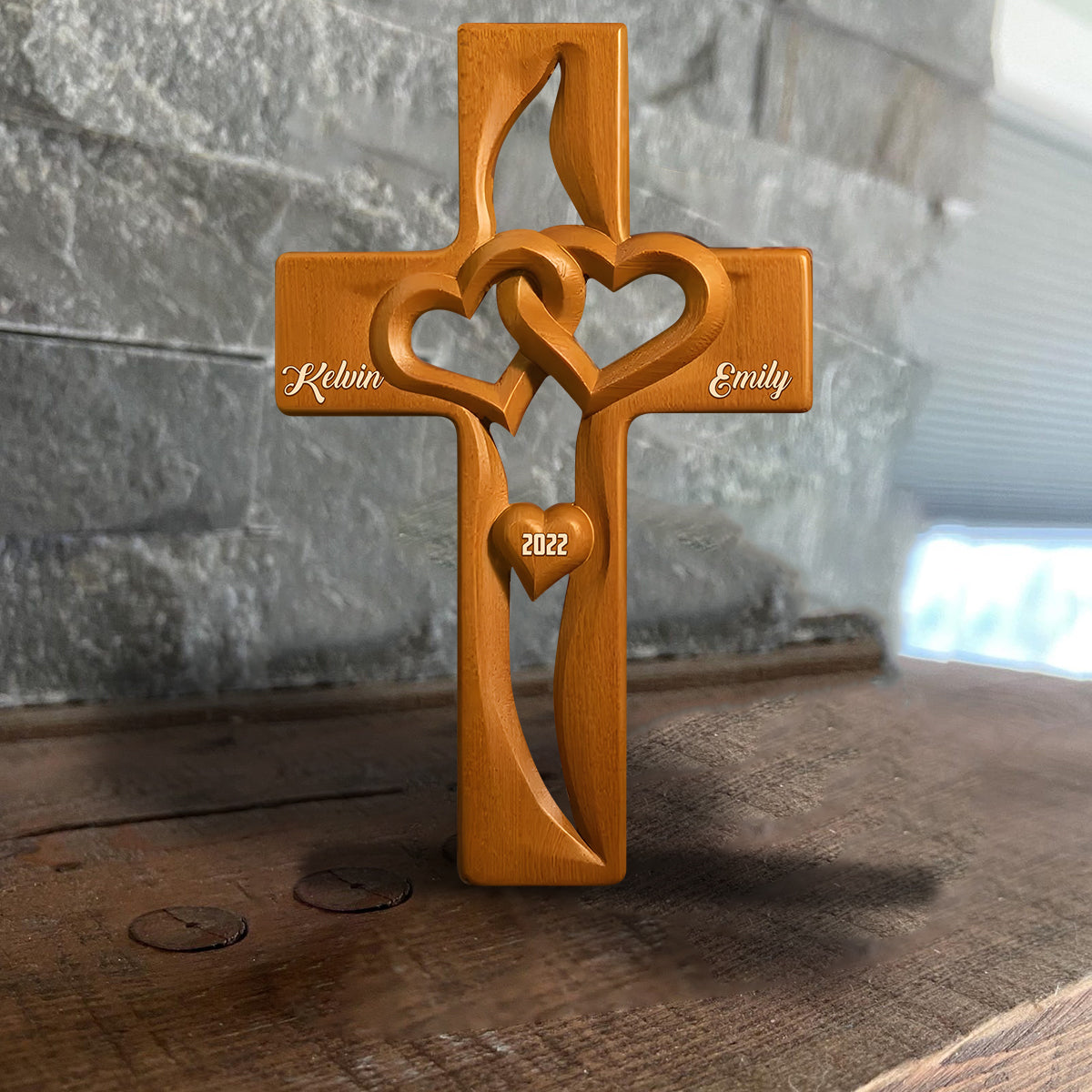 Croix en bois en forme de cœur entrelacé, spécialement conçue pour les amoureux - Plaque en bois personnalisée pour couple