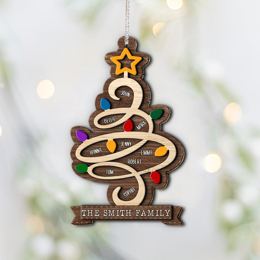 Sapin de Noël avec nom de famille - Ornement en bois personnalisé avec le nom de famille
